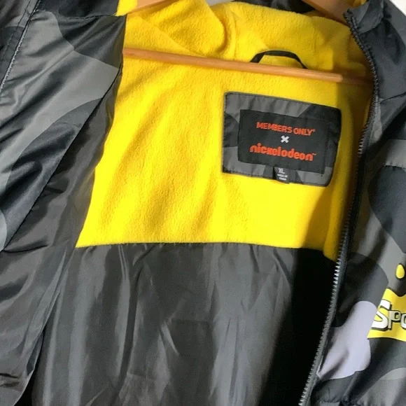 Members Only SpongeBob Men’s Puffer Coat Size XL, Limited Edition - Picture 3 of 4